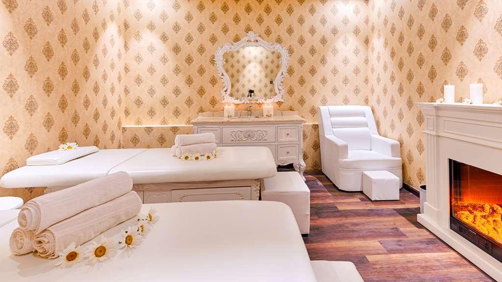 The Westbury Palace ヌワラ・エリヤ 部屋 写真