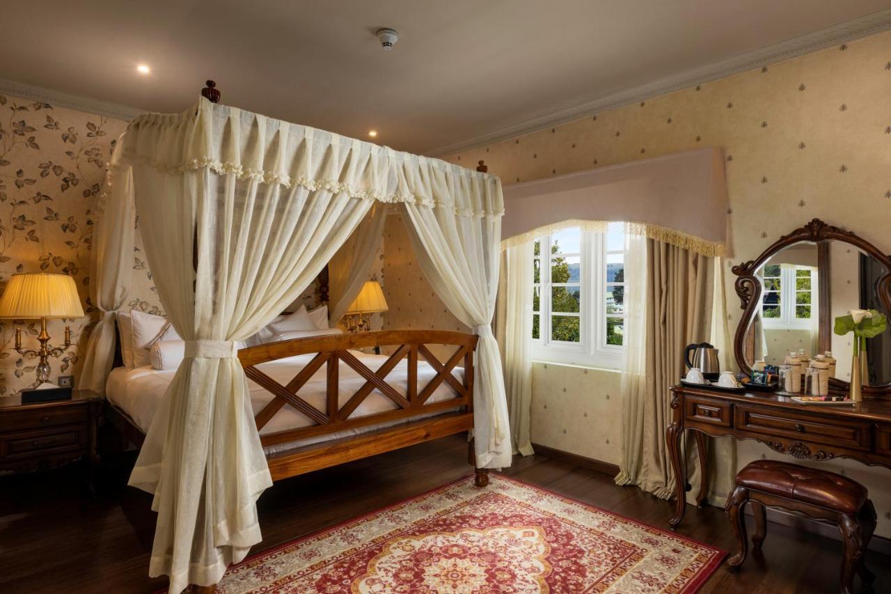 The Westbury Palace ヌワラ・エリヤ エクステリア 写真