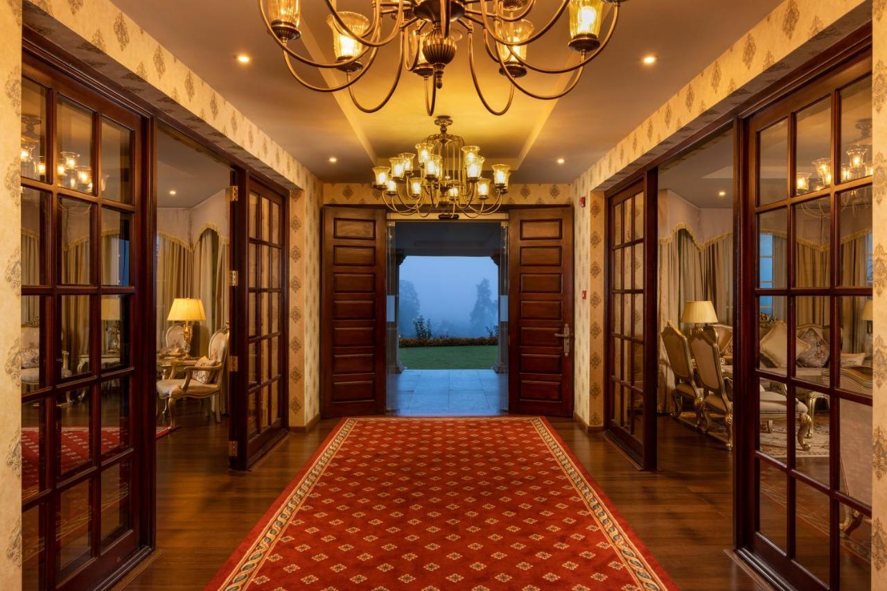 The Westbury Palace ヌワラ・エリヤ エクステリア 写真